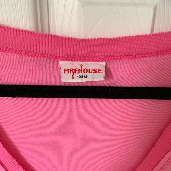 Hot Pink, low- cut , oversized Long sleeve shirt! - Picture 2 of 3